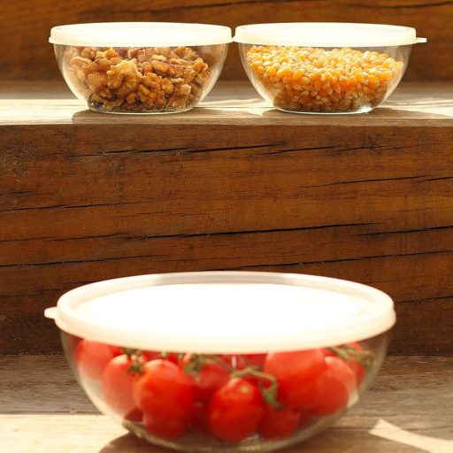 Set of bowls with plastic lids:  2pcs of 300 ml and 1pce of 1 liter