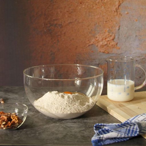 Heat resistant glass bowl 4 L