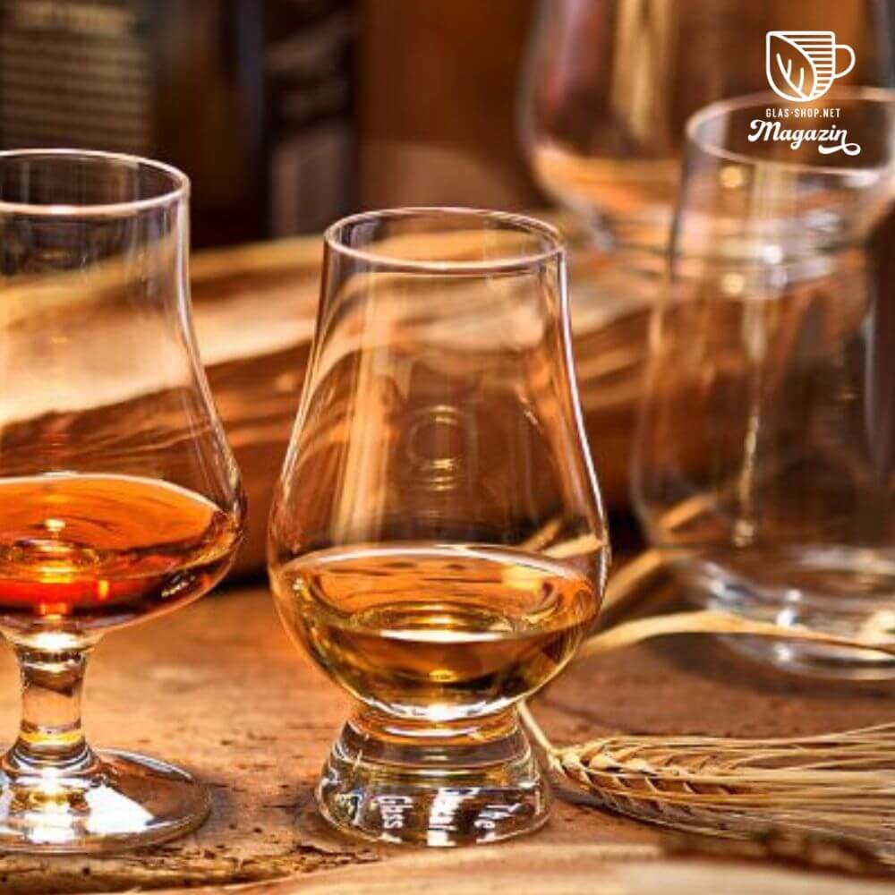 A Glencairn pohár, a whisky és a szivar harmóniája